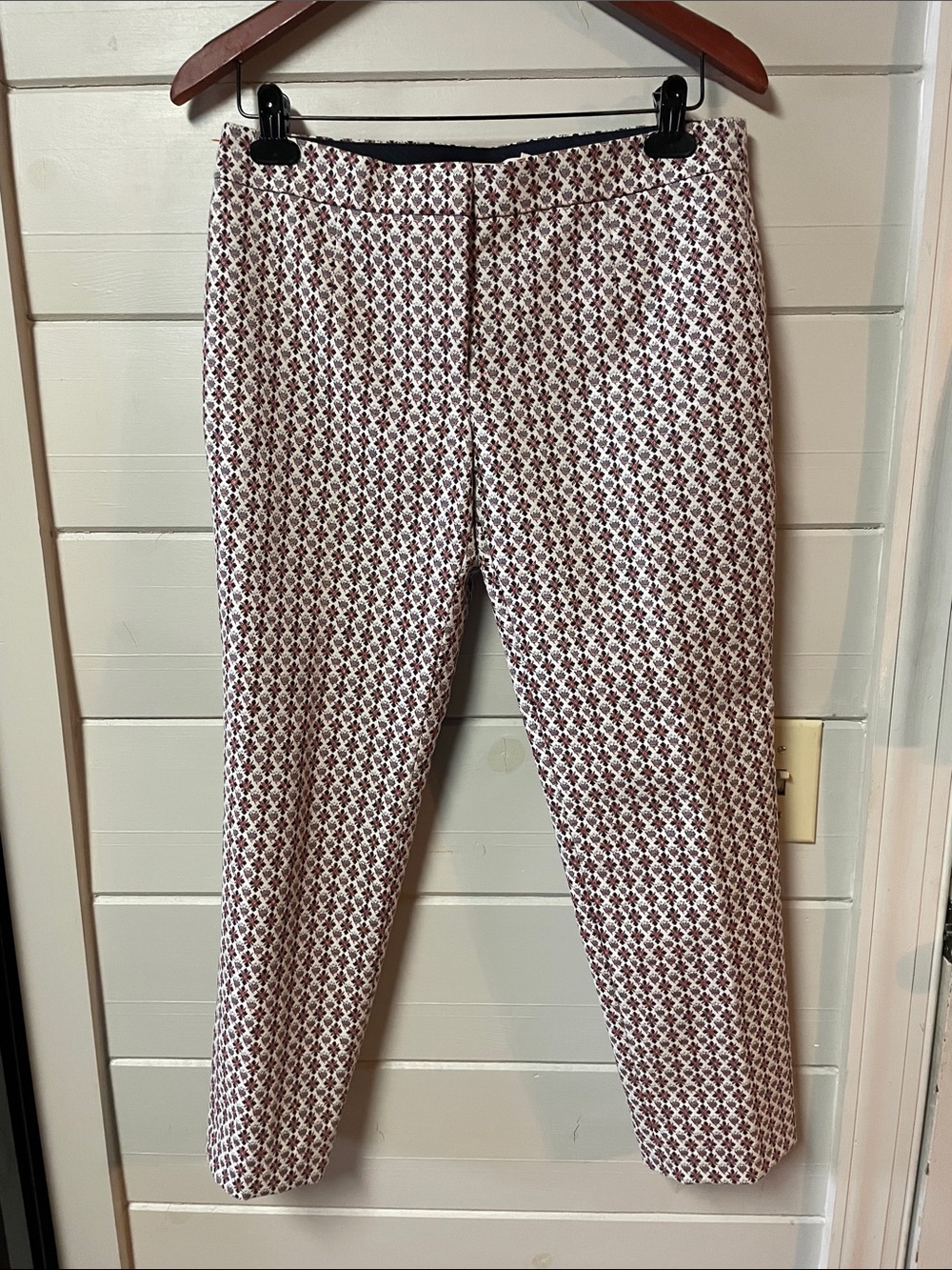 Tory Burch Trousers Women's 
Multi Colored Jacquard
Ankle Pants Size 4.